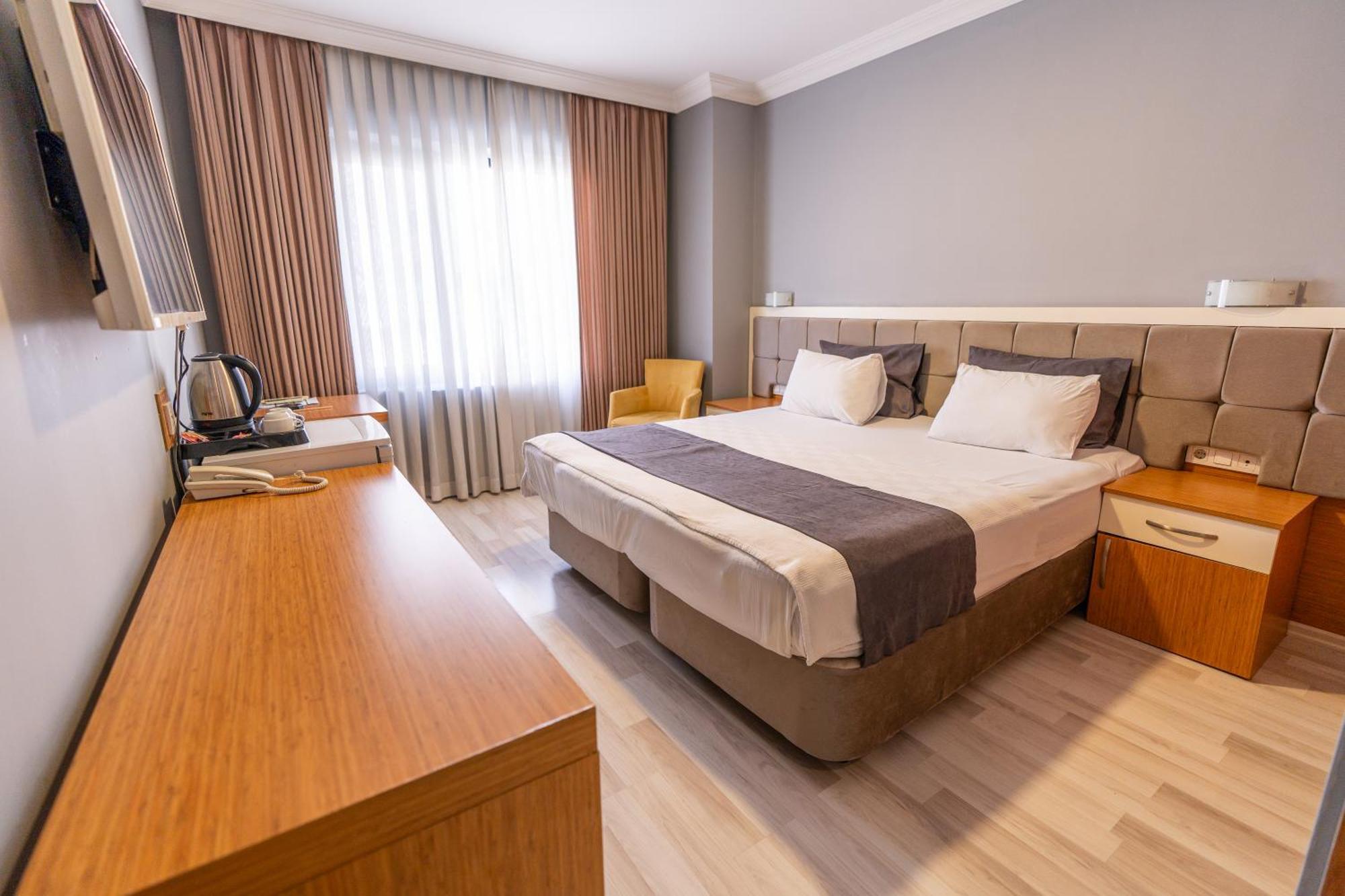 Emsa Palace Hotel Darıca Buitenkant foto